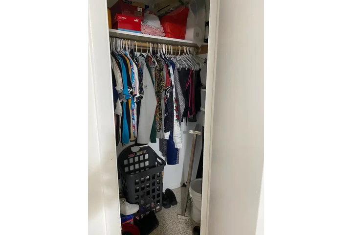 $1000 : Efficency privado image 4