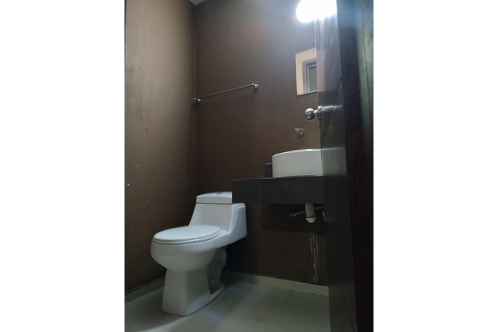 $3800 : Renta de cuartos amueblados image 4