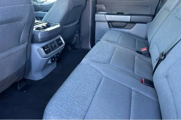 $39991 : Ford F-150 2024 4x4 XLT 4dr image 6