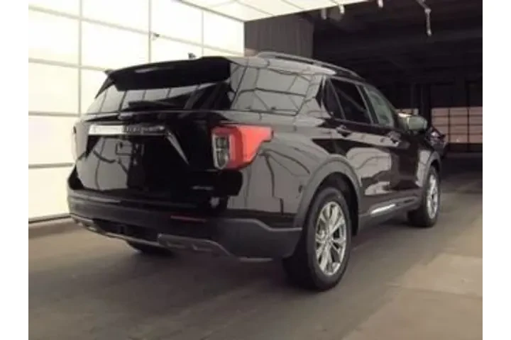 $33955 : Ford Explorer 2022 AWD XLT 4 image 7