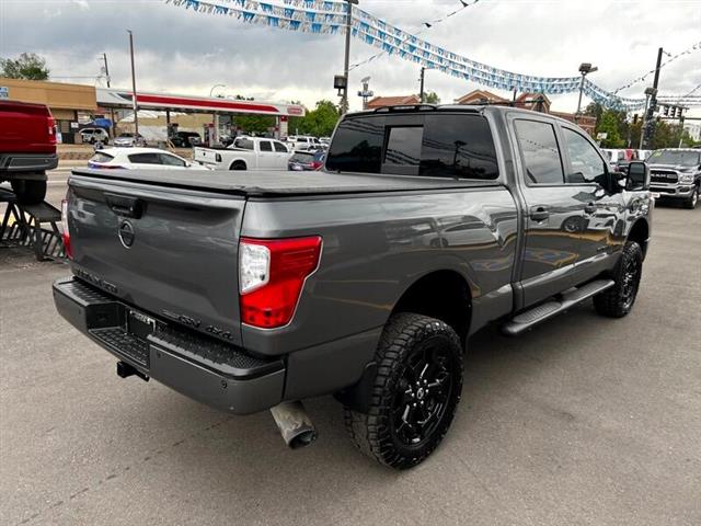 $33889 : 2019 Titan XD 4x4 Diesel Crew image 5