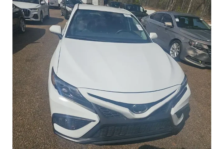 $22299 : Toyota Camry 2024 SE 4dr Sed image 3