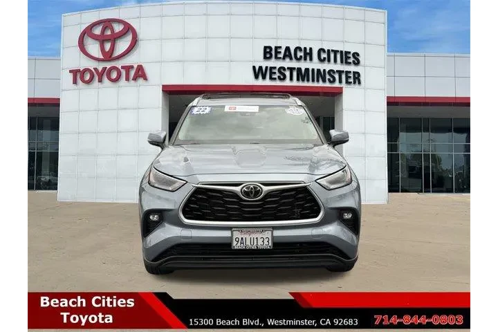 $30822 : Toyota Highlander 2022 XLE 4 image 4