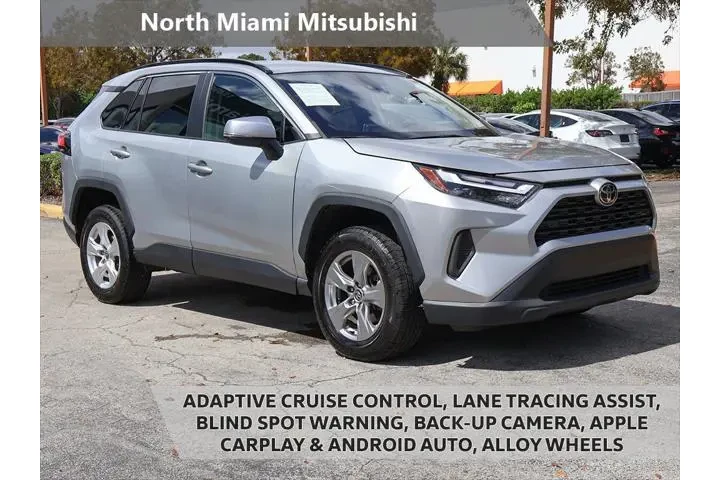 $24990 : Toyota RAV4 2023 AWD XLE 4dr image 1