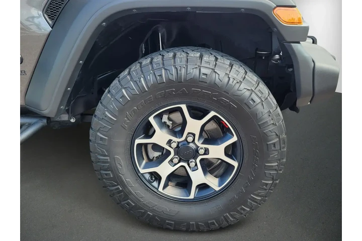 $26453 : Jeep Wrangler Unlimited 2021 image 9