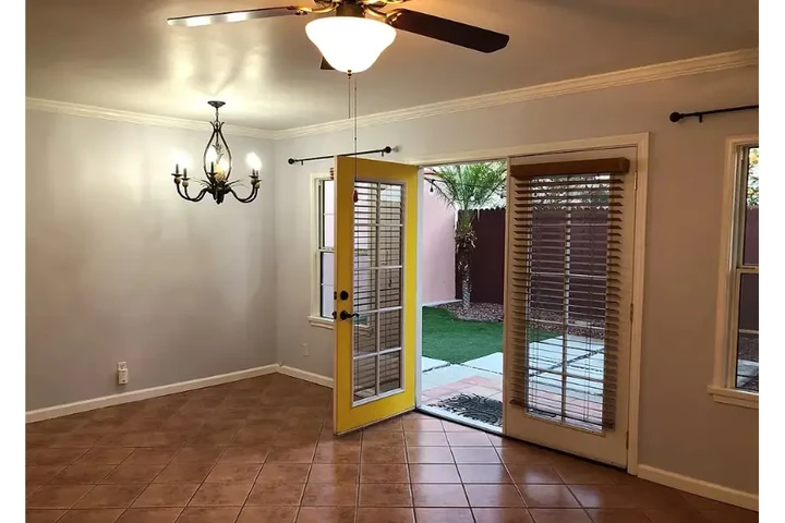 $800 : Cerca de tiendas Santa Clara image 8