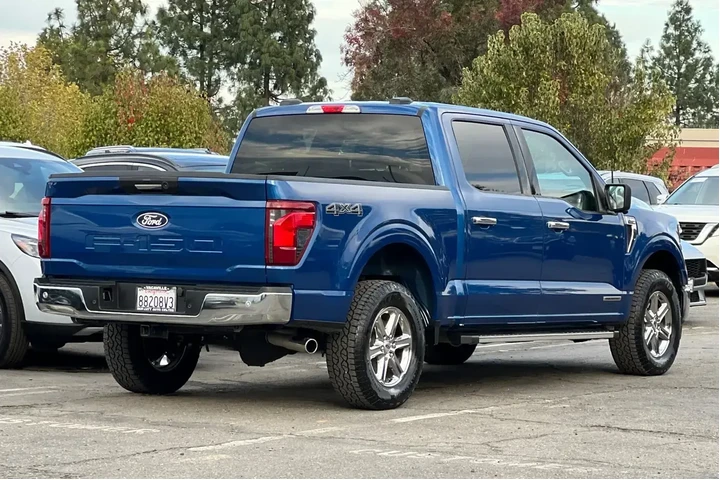 $39000 : Ford F-150 2024 4x4 XLT 4dr image 4
