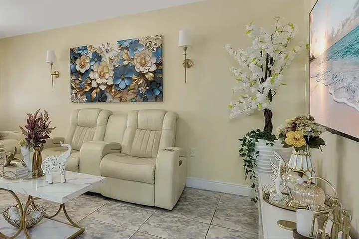 $2300 : BEAUTIFUL HOME FOR RENT image 3