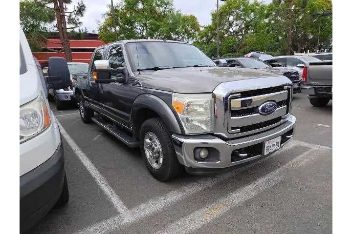 $15951 : Ford F-250 Super Duty 2011 4 image 6