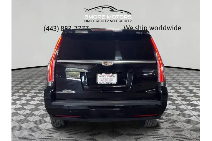 2017 Escalade Premium Luxury image 7