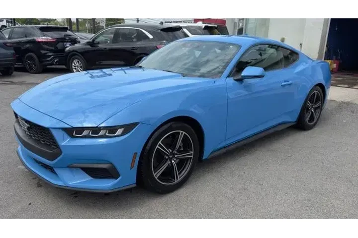 $31488 : Ford Mustang 2024 EcoBoost 2 image 1