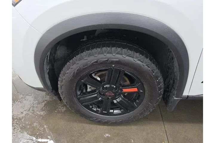 $27203 : Nissan Rogue 2025 AWD SV 4dr image 9