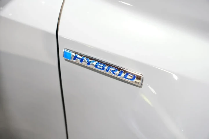 $27399 : 2022 CR-V Hybrid Touring image 8