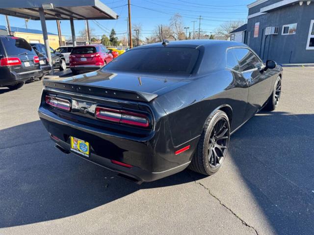 $35998 : 2016 Challenger SRT Hellcat image 8