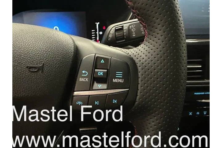 $27543 : Ford Escape 2023 AWD ST-Line image 9