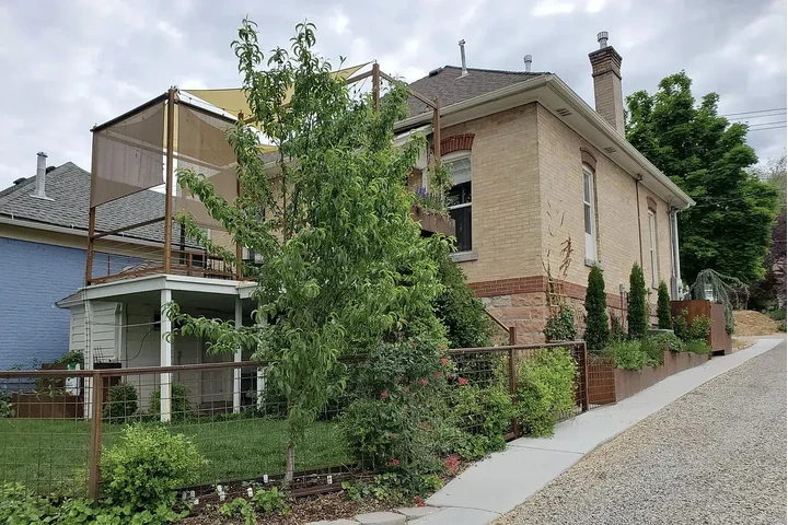 $1850 : HOUSE AVAILABLE IN SALT LAKE image 8