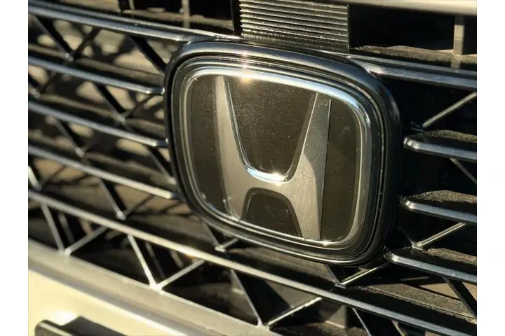 $20395 : Honda Accord 2023 EX 4dr Sed image 10