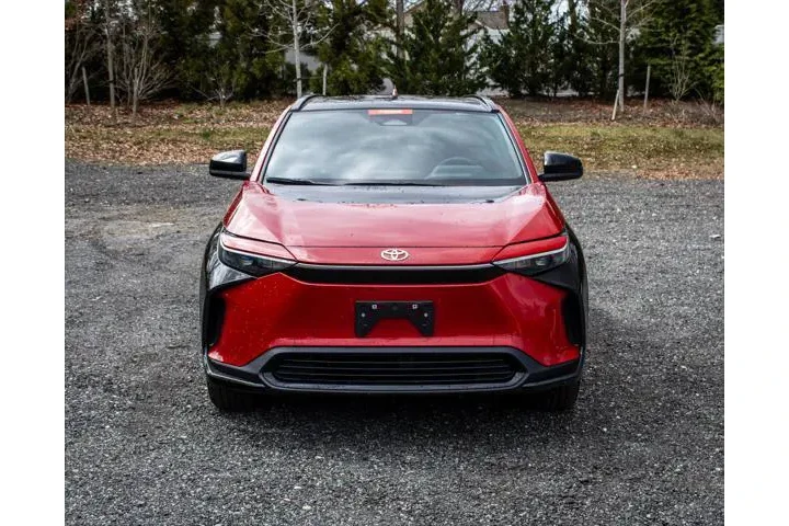 $17995 : Toyota bZ4X 2023 AWD XLE 4dr image 2