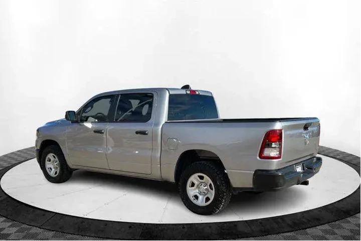 $35995 : Ram 1500 2023 4x4 Tradesman image 3