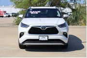 $34974 : Toyota Highlander 2020 Limit thumbnail