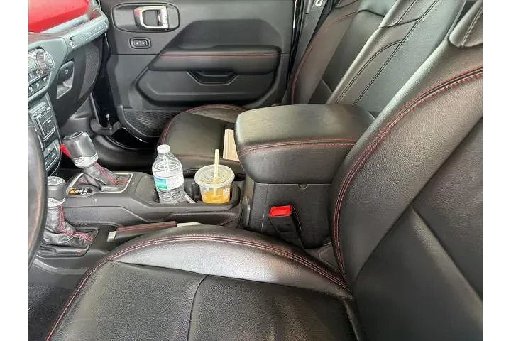 $32403 : Jeep Wrangler Unlimited 2020 image 10