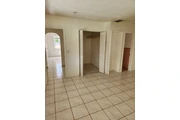 $1800 : casita comoda, bien localizada thumbnail