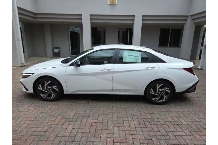 $23995 : Hyundai ELANTRA 2025 SEL Spo image 10