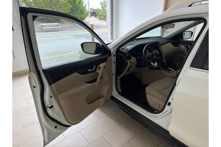 $14732 : Nissan Rogue 2019 AWD S 4dr image 10