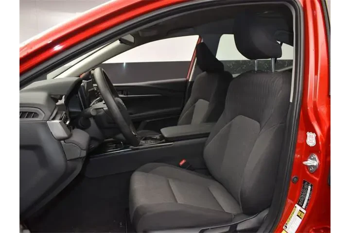 $21558 : Toyota Camry 2025 LE 4dr Sed image 9