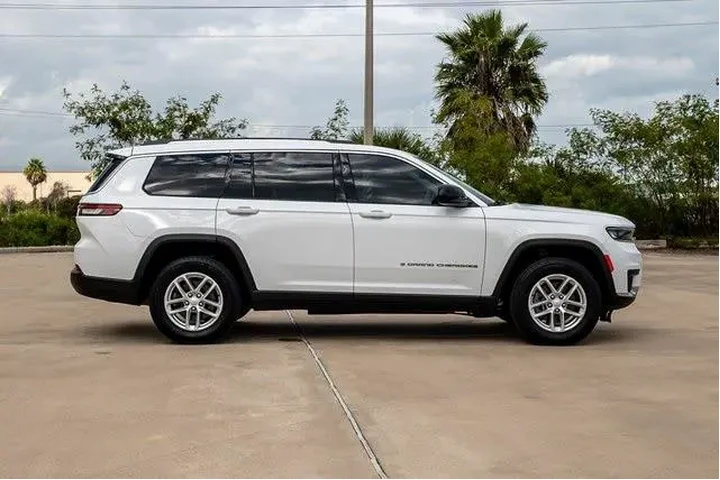 $29627 : Jeep Grand Cherokee L 2024 4 image 4