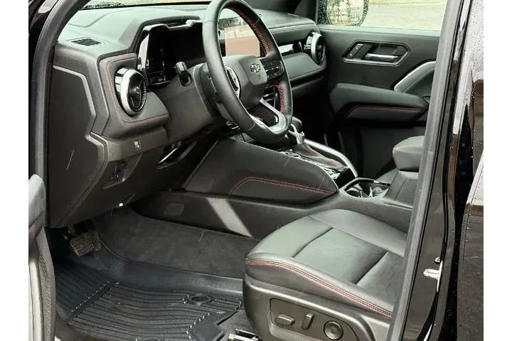 $35999 : Chevrolet Colorado 2023 4x4 image 5