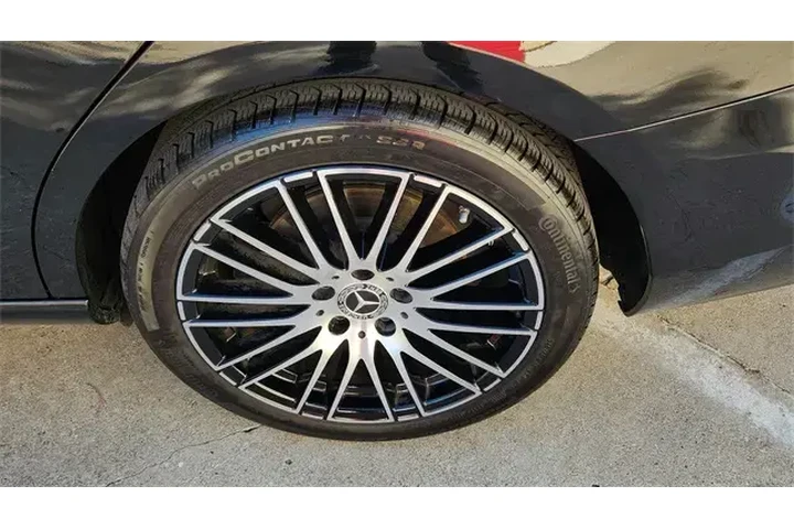 $39978 : Mercedes-Benz C-Class 2025 C image 9