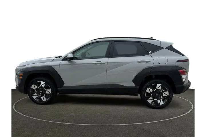 $26175 : Hyundai KONA 2025 AWD SEL 4d image 2