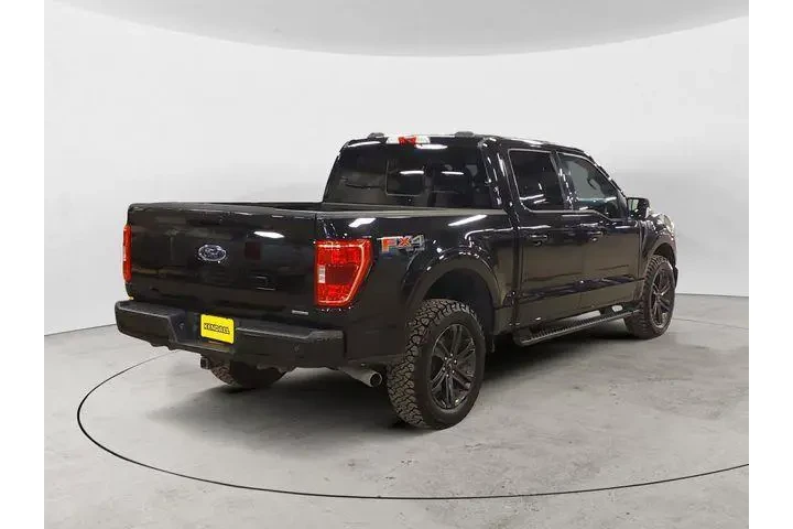 $39988 : Ford F-150 2021 4x4 XLT 4dr image 1