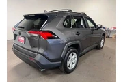 $26932 : Toyota RAV4 2020 XLE 4dr SUV thumbnail