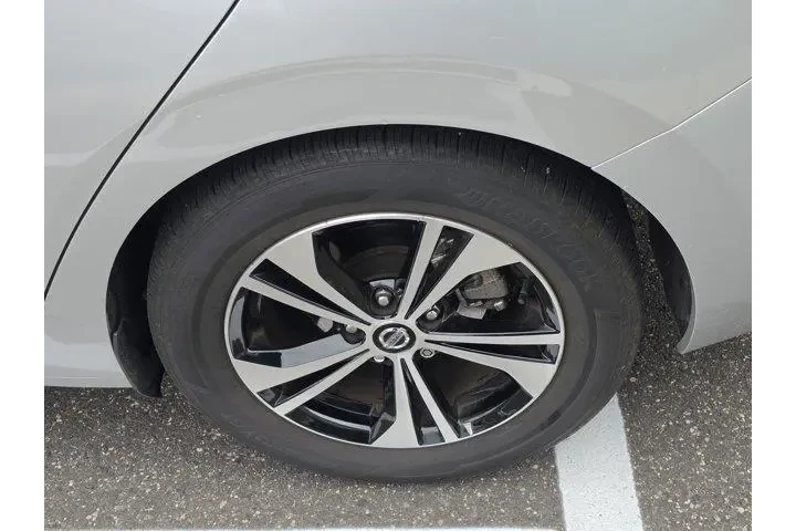 $19606 : Nissan Sentra 2023 SV 4dr Se image 9