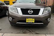 $9999 : 2016 Pathfinder SV thumbnail