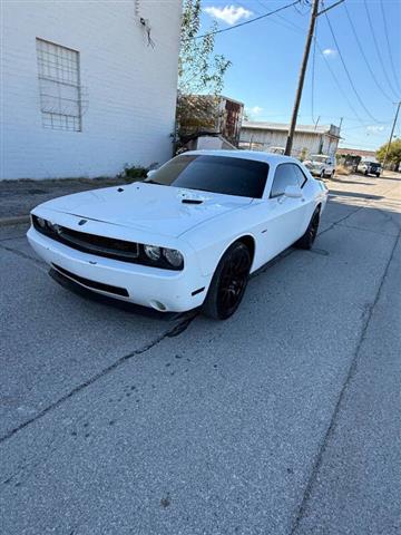 $13995 : 2010 Challenger R/T image 3