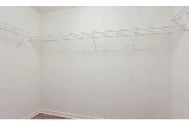 $1085 : SINGLE FAMILY HOME image 5