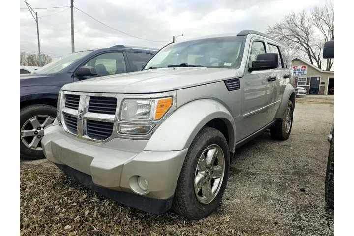 $7000 : 2008 Nitro SLT image 3