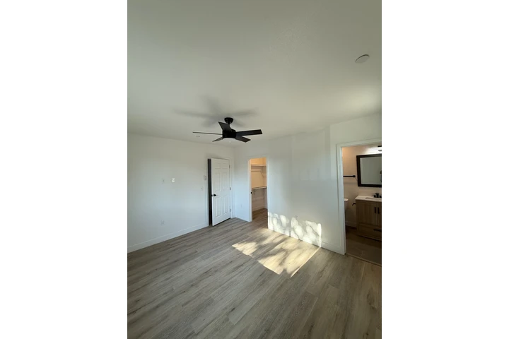 $3800 : casa nueva por 25 y San Pedro image 6