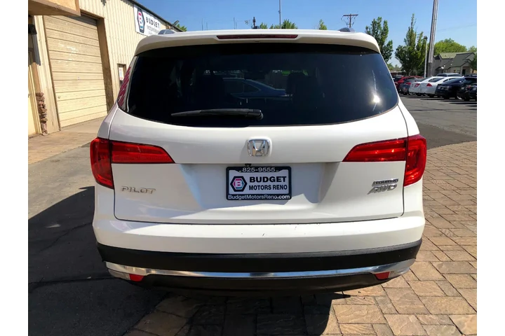 $17270 : 2016 Pilot Touring 4WD image 3