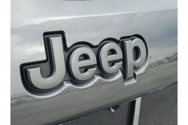 $21992 : Jeep Grand Cherokee 2021 4x4 image 5