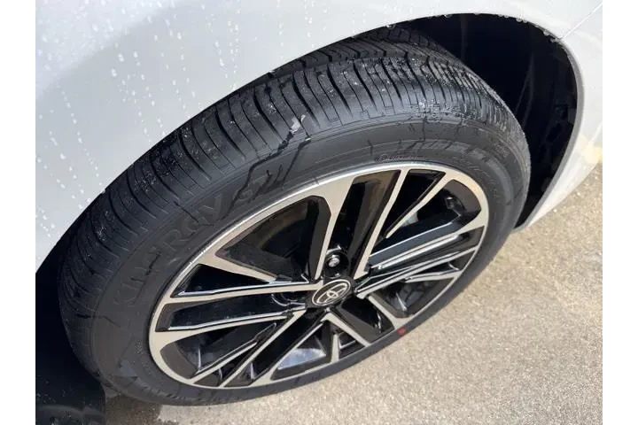 $39938 : Toyota Camry 2026 LE 4dr Sed image 10