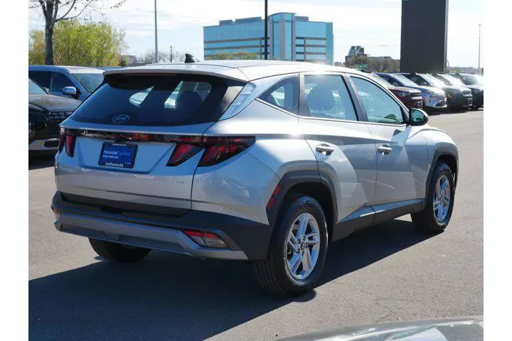 $27350 : Hyundai TUCSON 2025 AWD SE 4 image 7