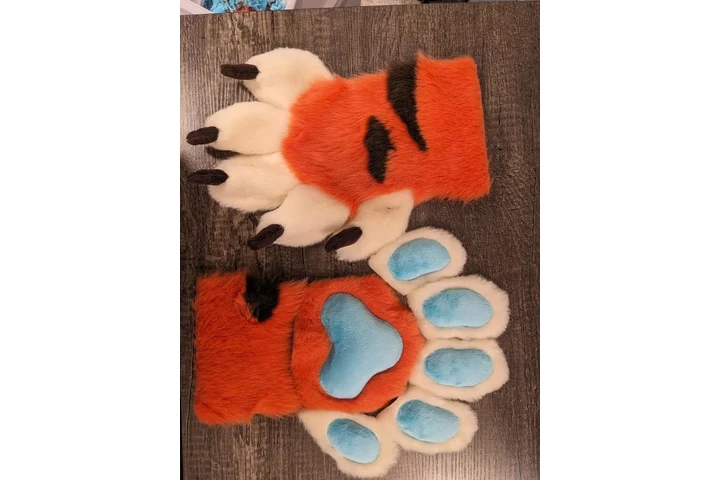 $500 : Fursuits For Sale image 5