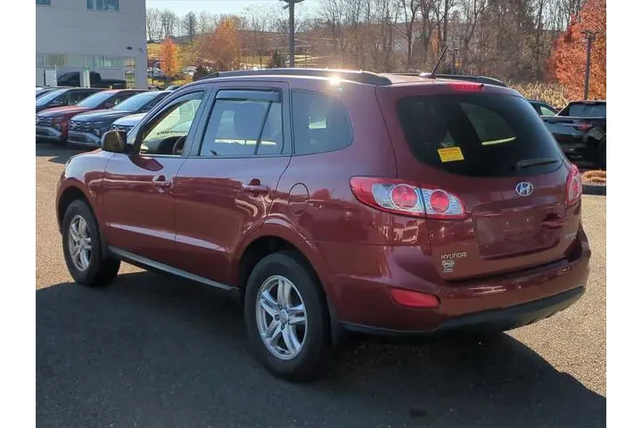 $8499 : Hyundai SANTA FE 2011 AWD GL image 5