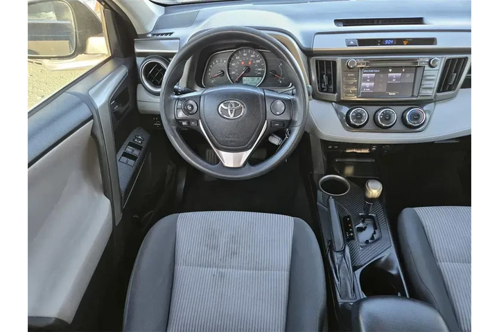 $11650 : Toyota RAV4 2014 AWD LE 4dr image 10