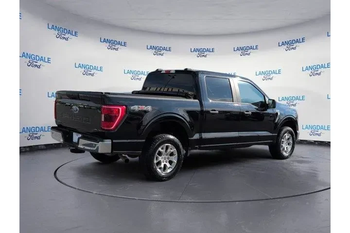 $35981 : Ford F-150 2023 4x4 XLT 4dr image 4