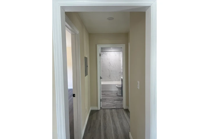 $2600 : Casa De Renta image 4